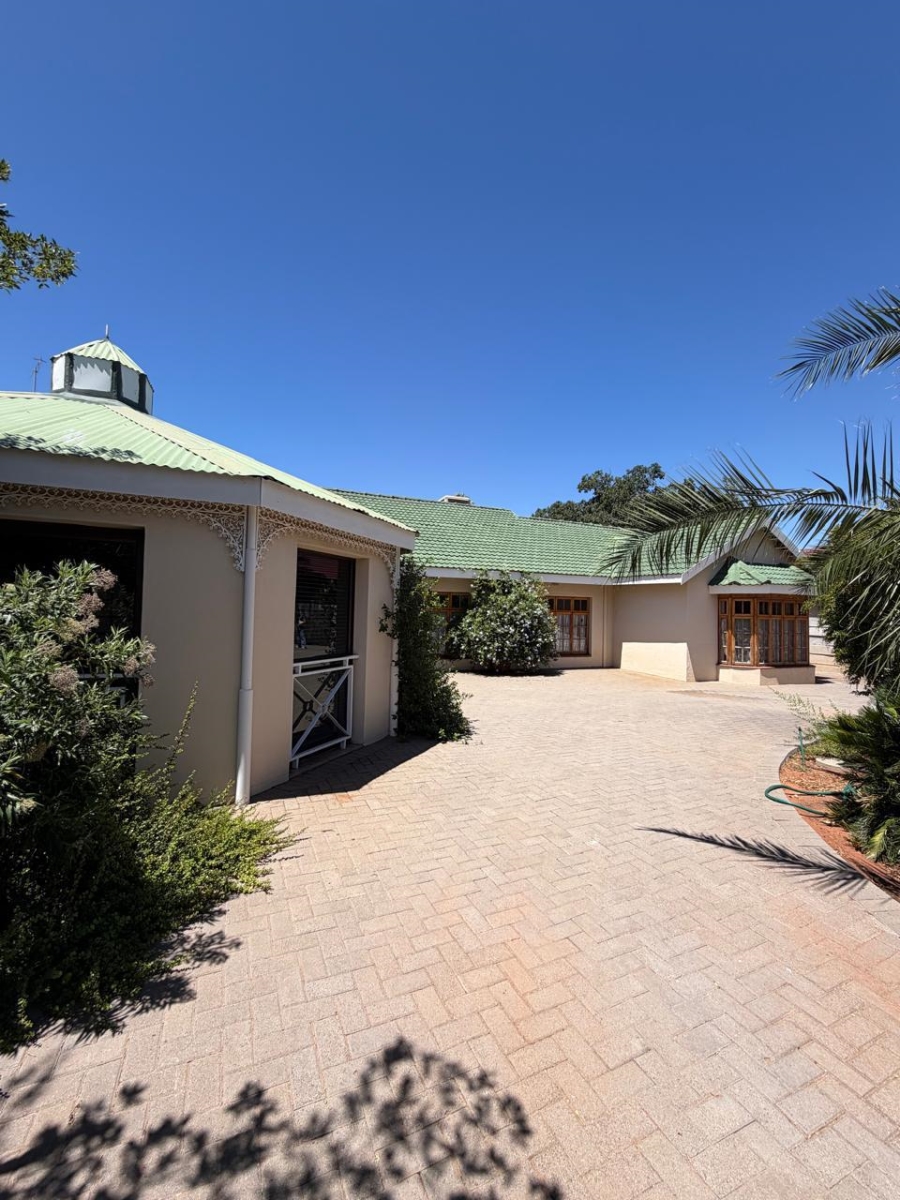 3 Bedroom Property for Sale in Monument Heights Northern Cape